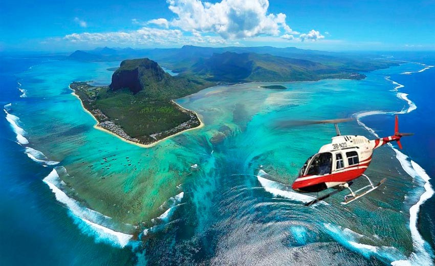 Helicopter Tour - The Magic - 6 persons